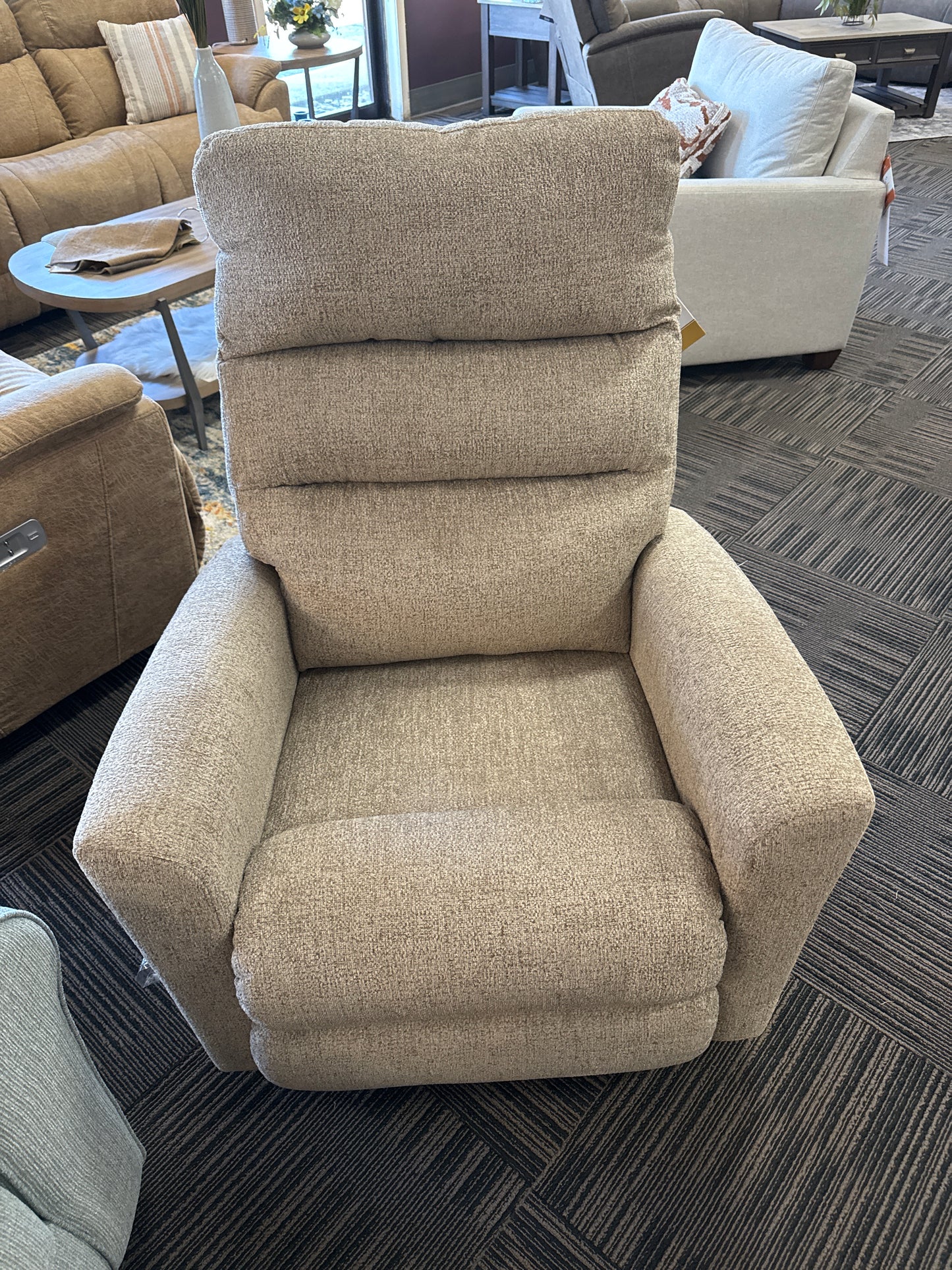 La-Z-Boy Liam Wall Recliner
