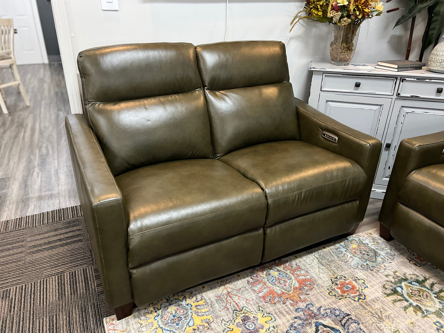 La-Z-Boy Quinault Leather Power Reclining Loveseat W/Headtilt