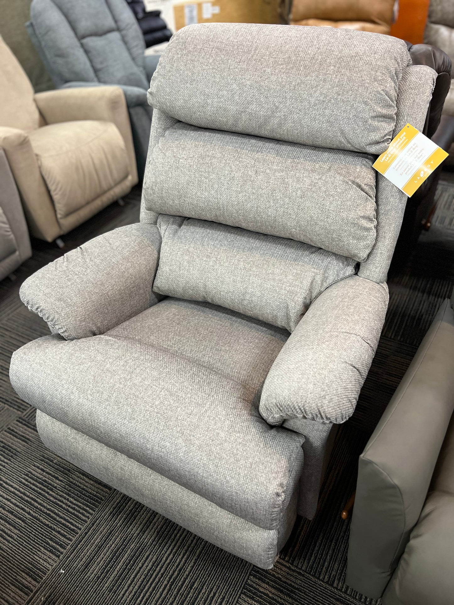 La-Z-Boy Astor Wall Recliner