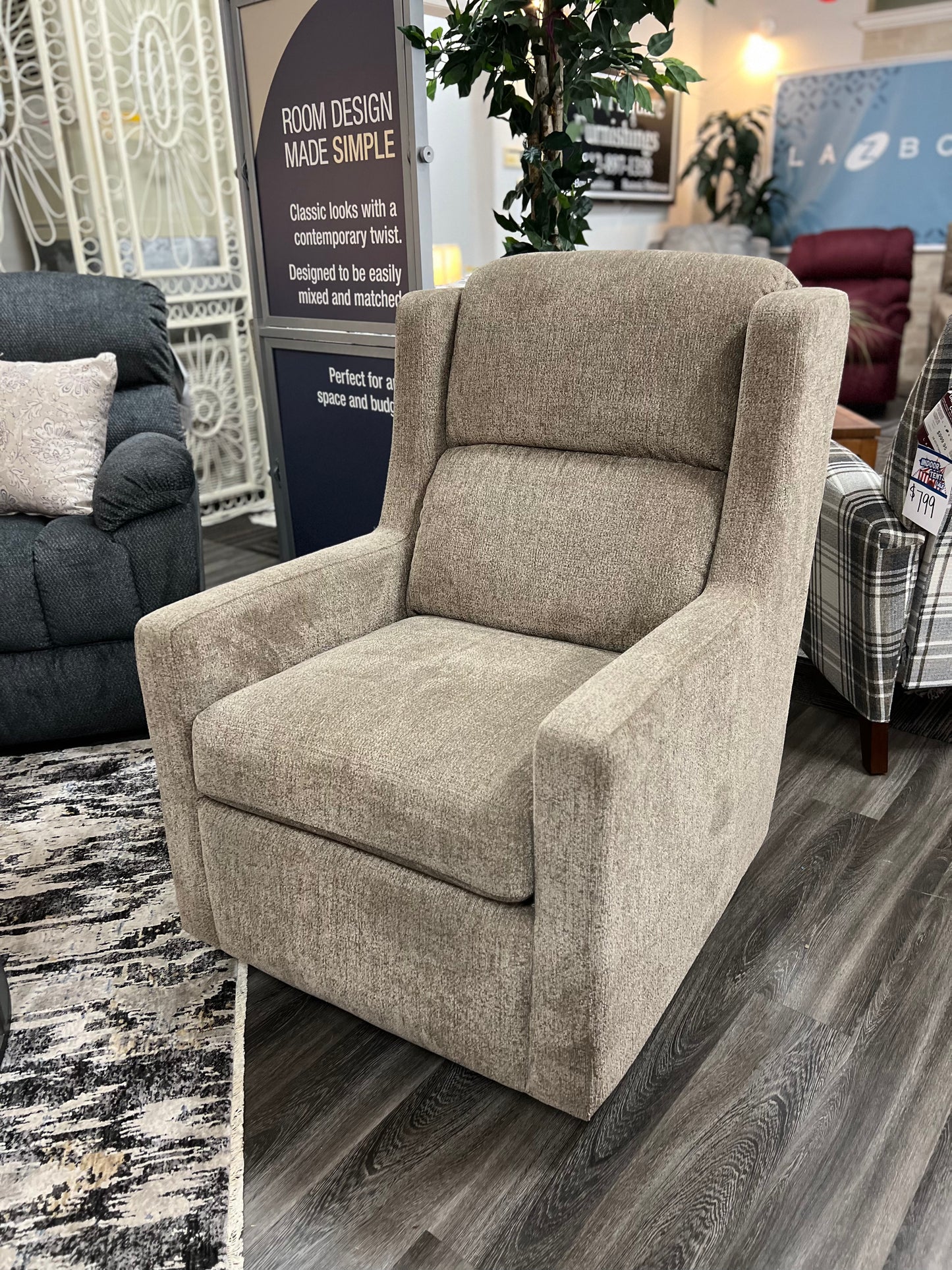 La-Z-Boy Dante Swivel Chair