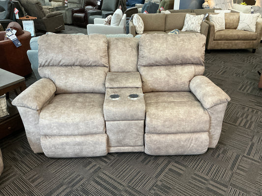 La-Z-Boy Brooks Reclining Loveseat W/Console