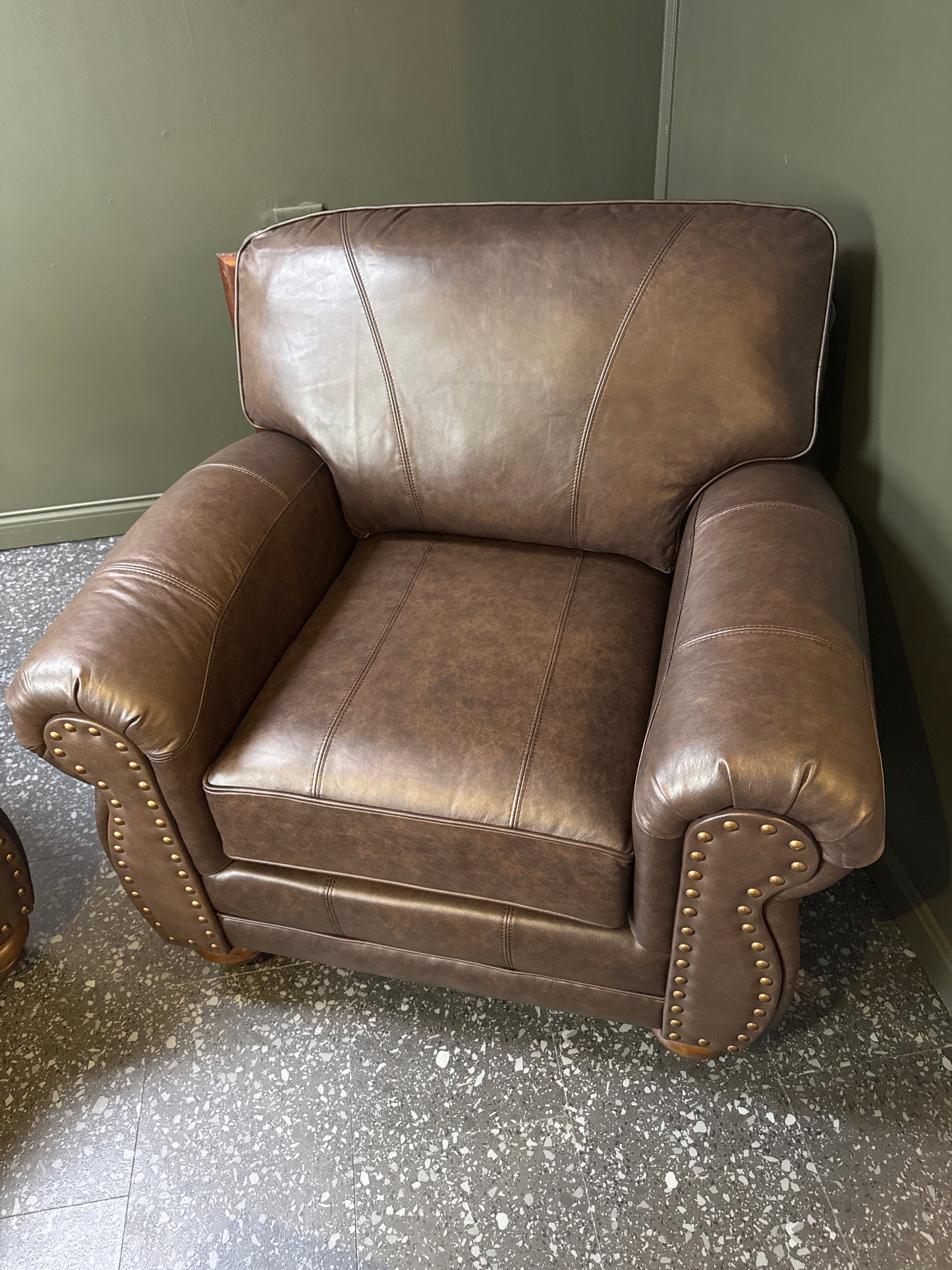 Field & Stream Noble Leather Chair