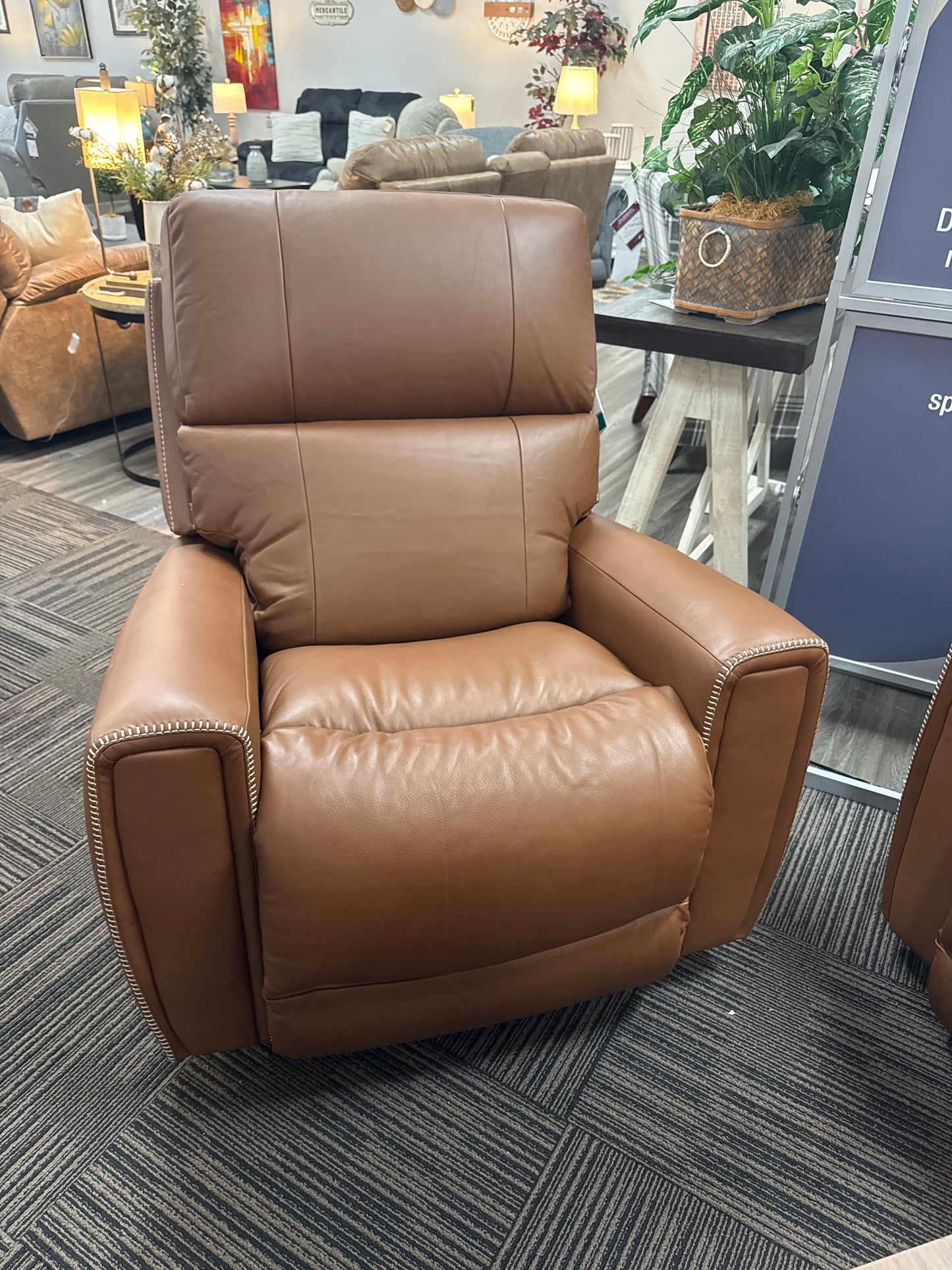 La-Z-Boy Apollo Leather Power Rocker Recliner W/ Headtilt