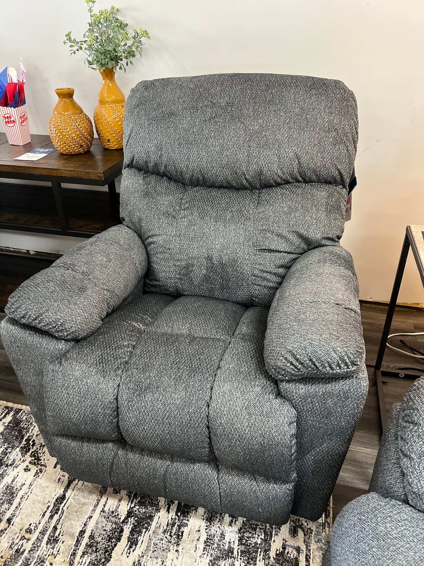La-Z-Boy Morrison Power Rocker Recliner W/ Headtilt
