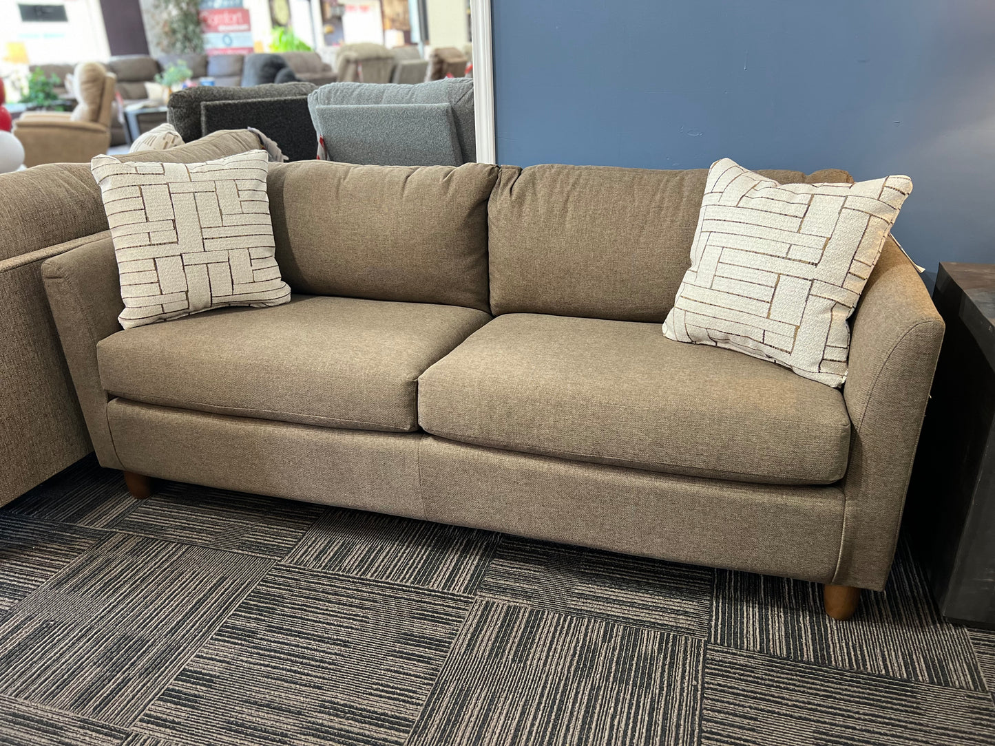 Best Home Furnishings Queen Sleeper