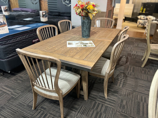 Kincaid Urban Cottage Table & 6 Chairs