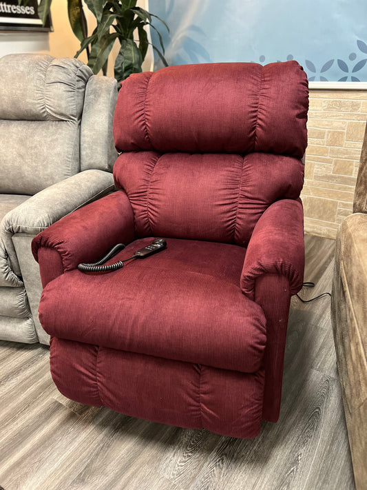 La-Z-Boy Pinnacle Lift Chair