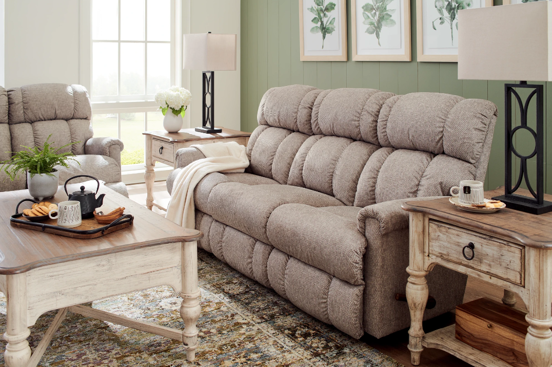 La-Z-Boy Pinnacle Reclining Sofa - Fabric